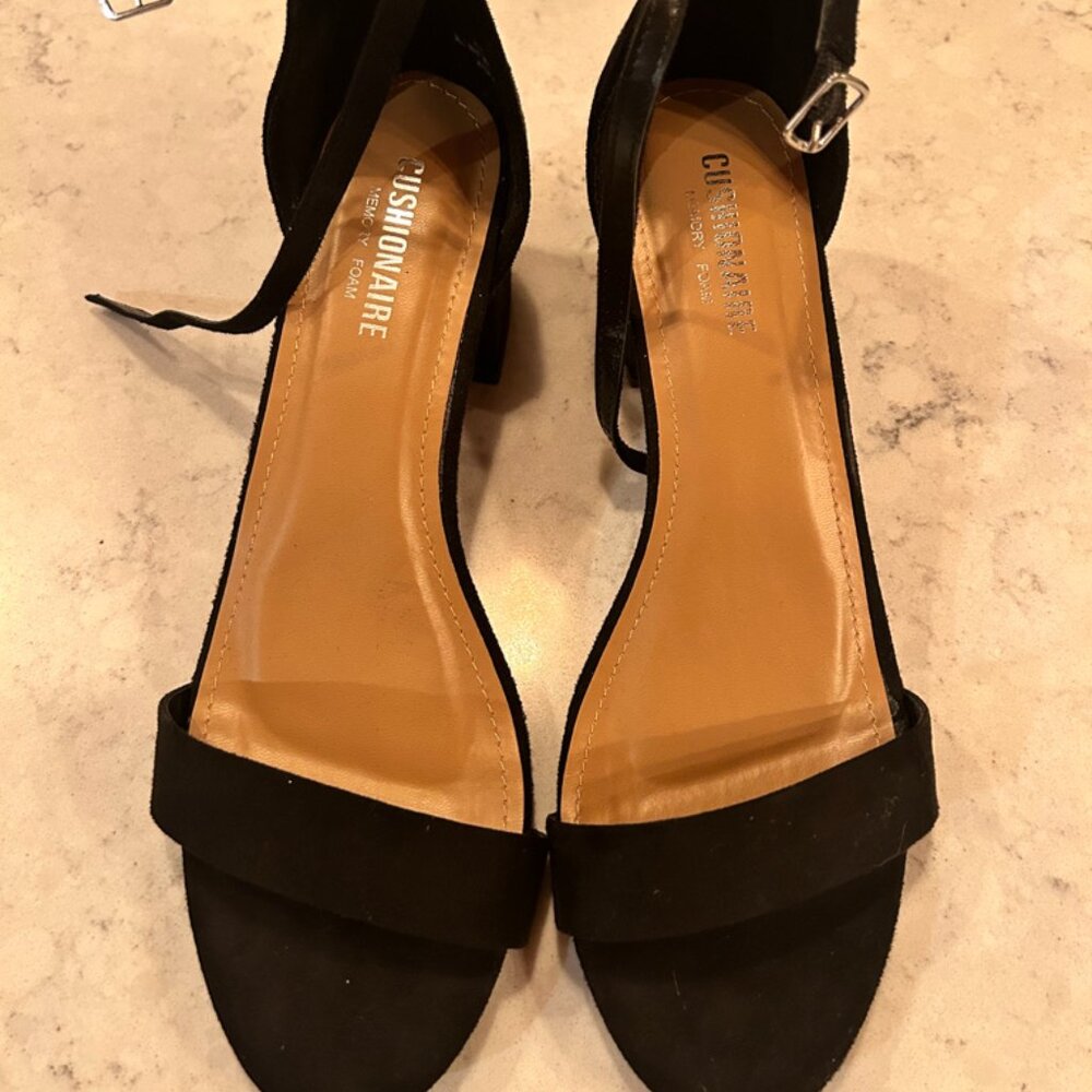 Simple Black Chunky Heel